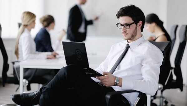 pekerjaan menetap sebagai penyebab osteochondrosis lumbal